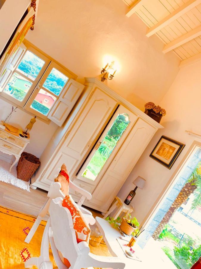 Finca El Miruendano La Franca Ngoại thất bức ảnh