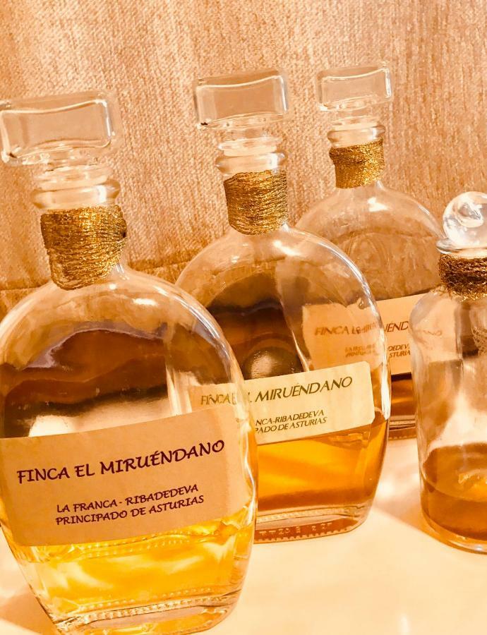 Finca El Miruendano La Franca Ngoại thất bức ảnh